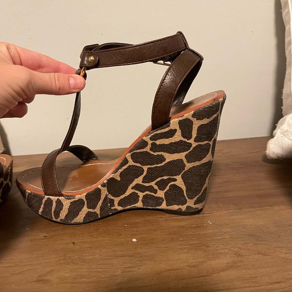 RALPH LAUREN ANIMAL PRINT BROWN TAN WEDGES - Picture 3 of 3